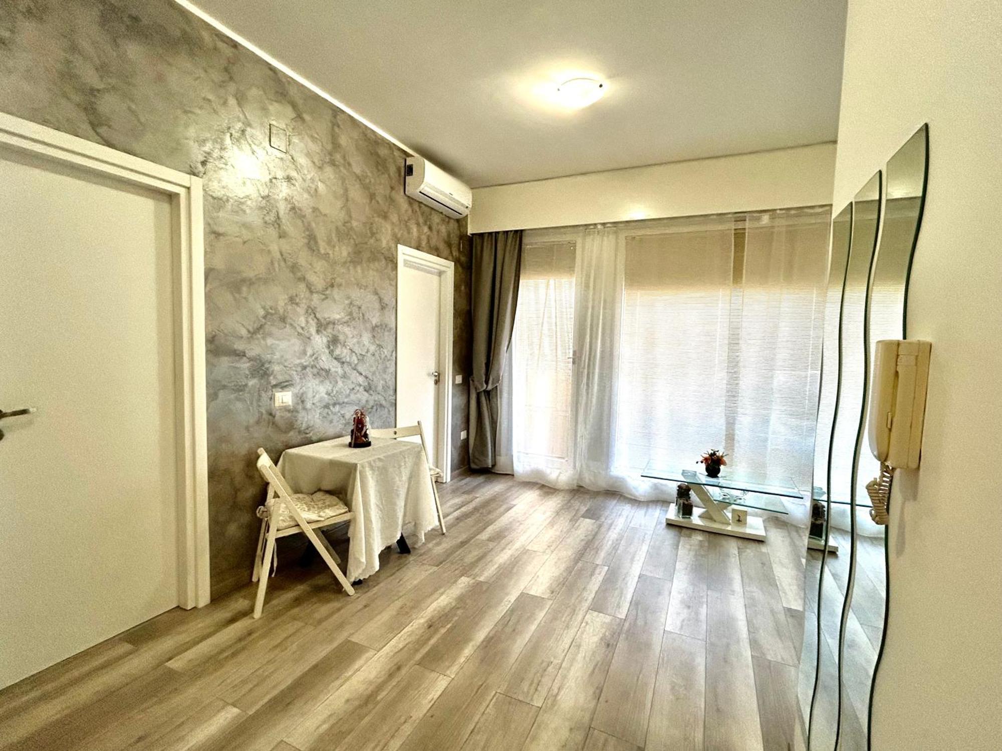 Mirahouse Lejlighed Lido di Ostia Eksteriør billede