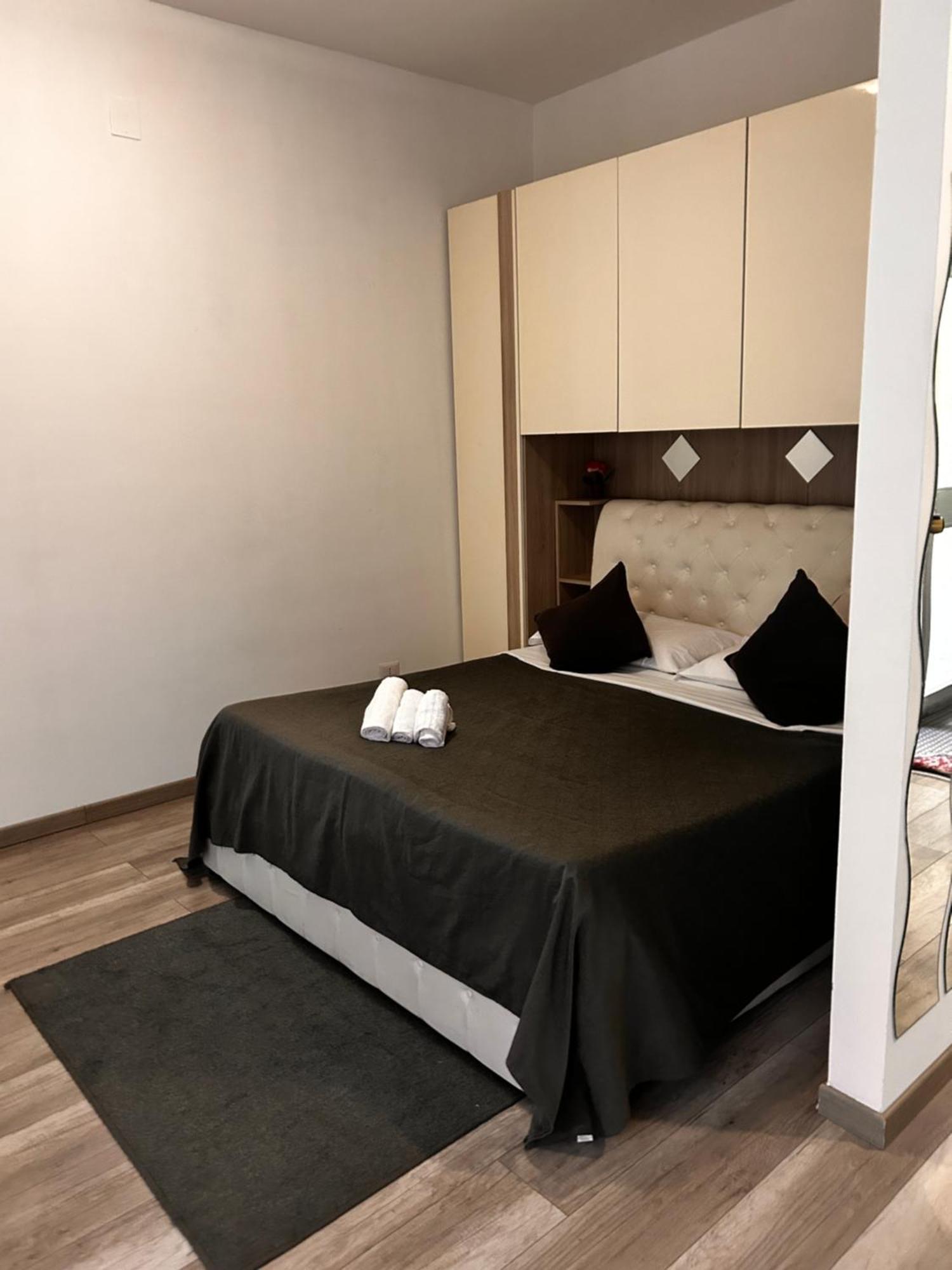 Mirahouse Lejlighed Lido di Ostia Eksteriør billede